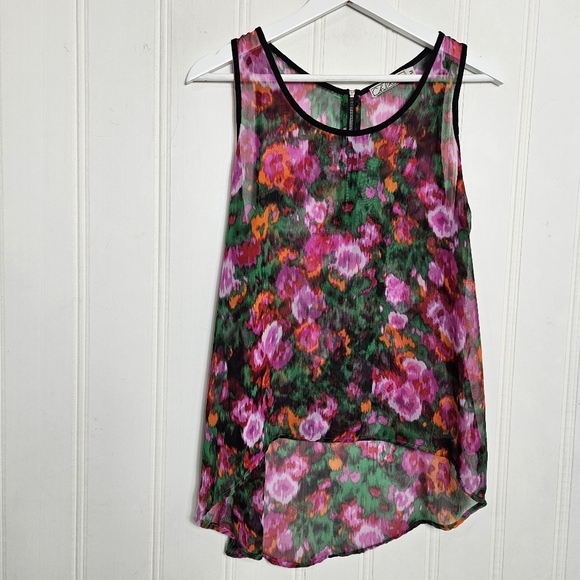 Chloe K Sheer Top Womens Size M Pink Black Multicolored Floral Sleeveless Tank - Picture 2 of 14